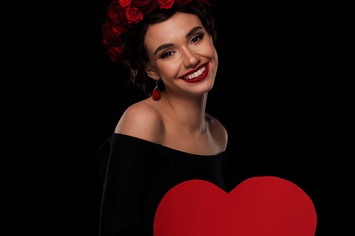 girl with a  smiling face 